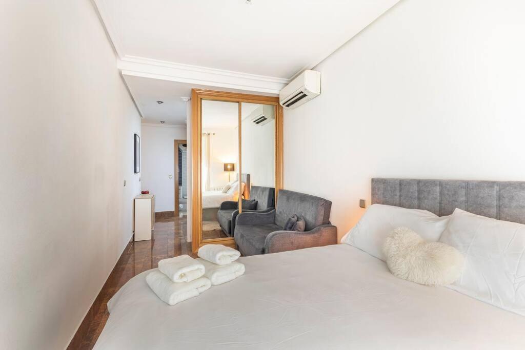 Apartamento En Madrid Centro エクステリア 写真